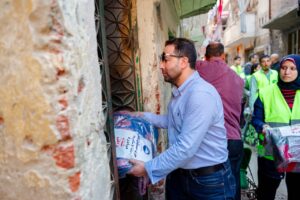 أمين مستقبل وطن :"لليوم "الحزب قام بتوزيع 5الأف بطانية علي الأسر الأكثر احتياجات بالإسكندرية