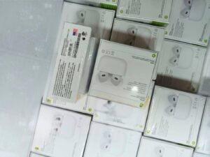 السماعات التي تم ضبطها بالسلوم