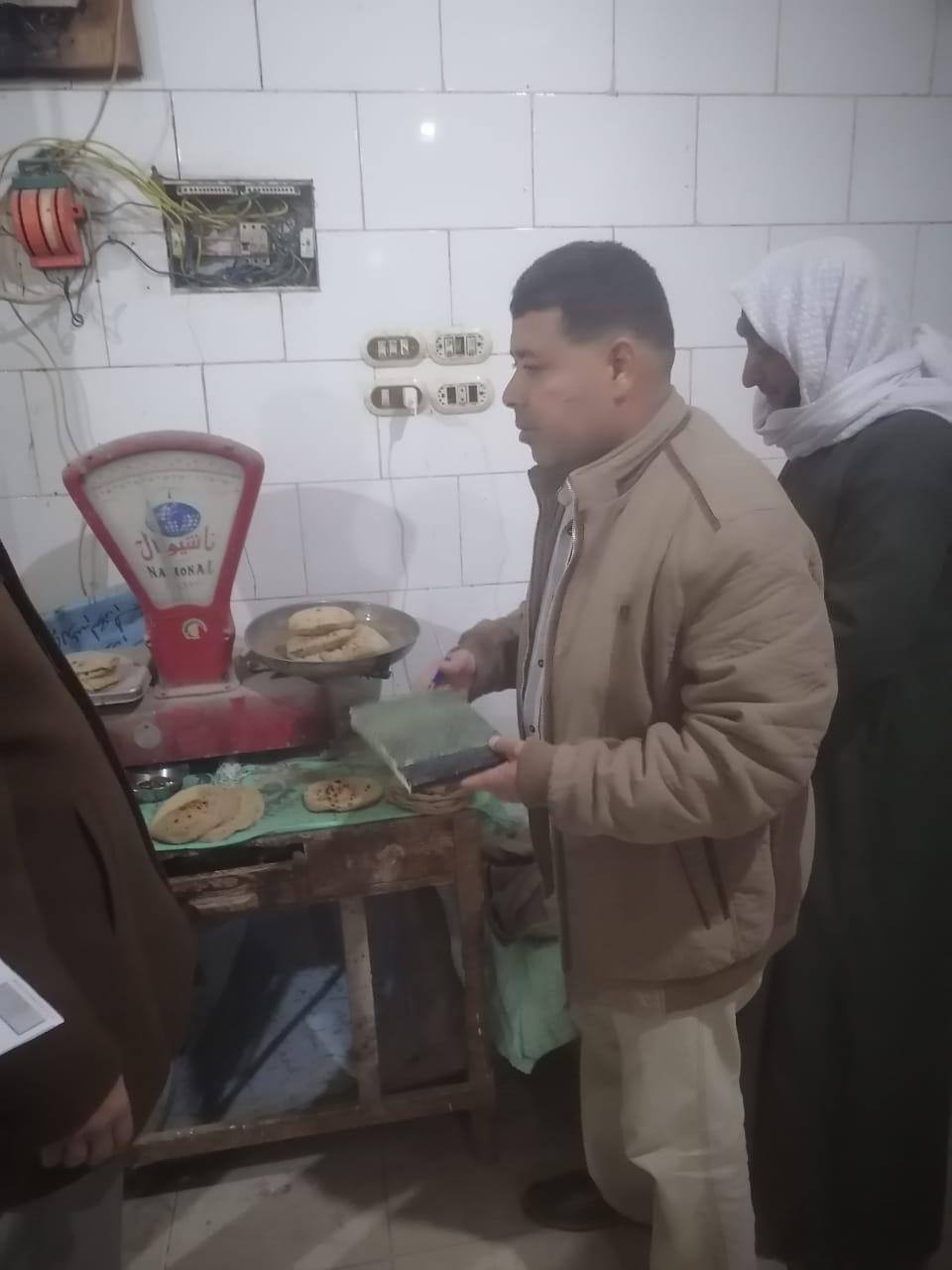 حملات علي المخابز بالمنيا