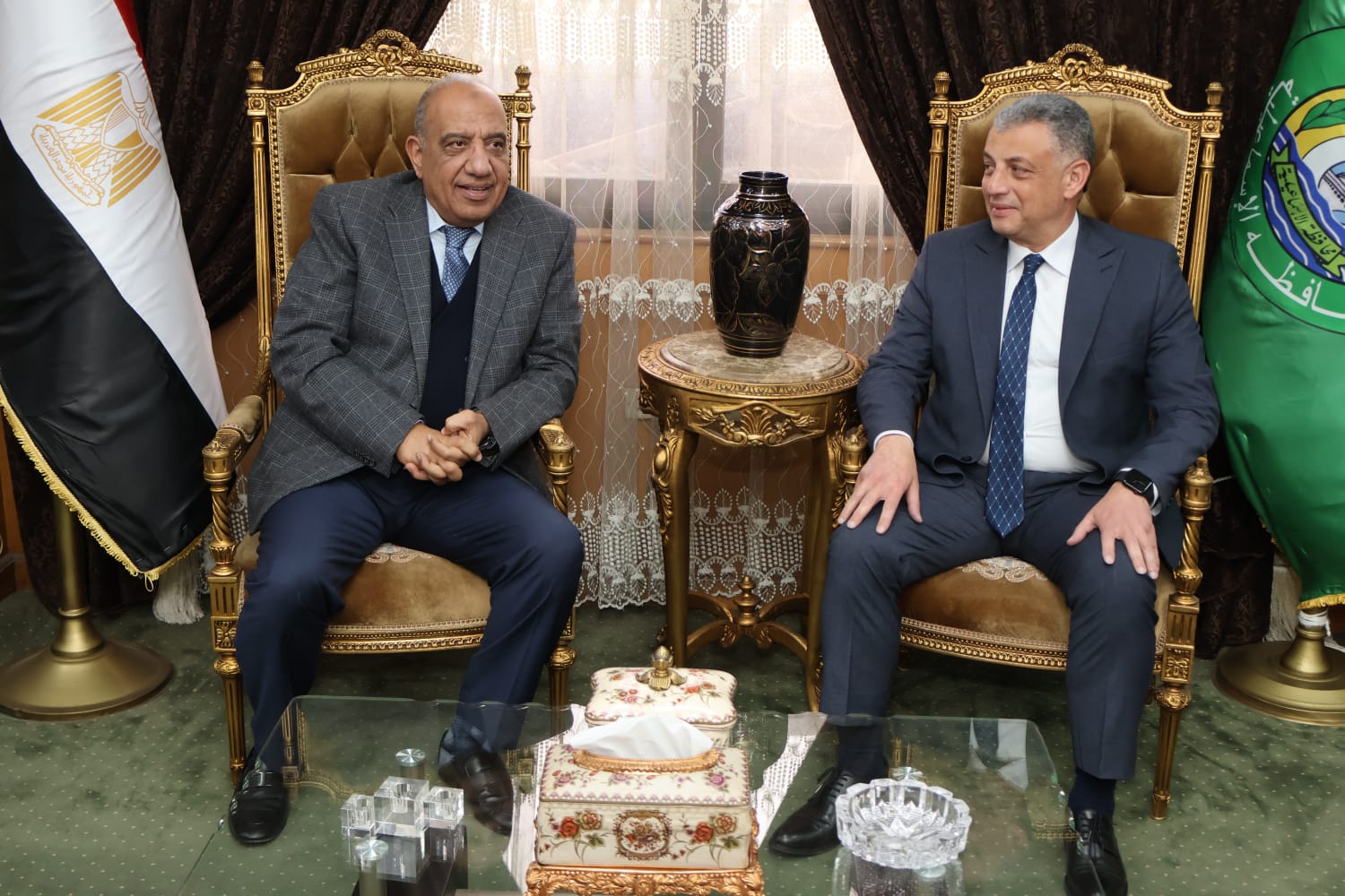 وزير الكهرباء