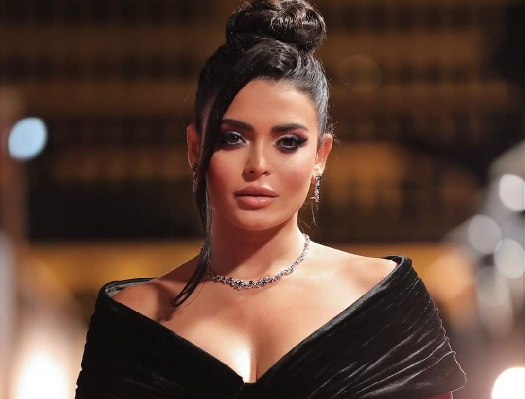 أسماء جلال