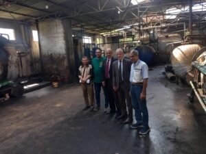 مصنع اعادة تدوير زيوت السيارات المستعملة