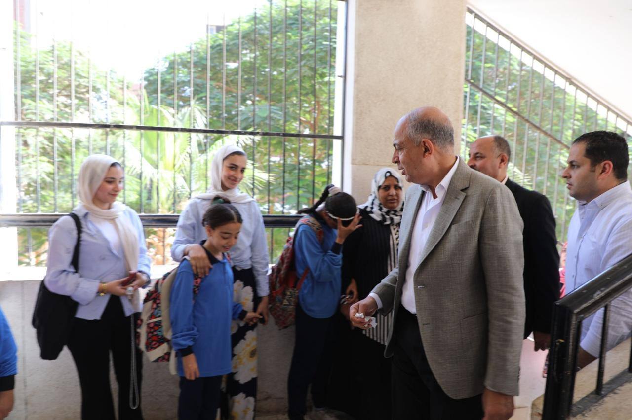 جولة المحافظ