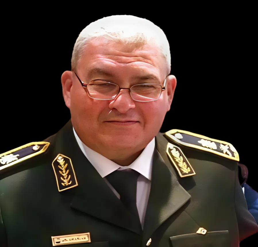 لواء دكتور أيمن حلمي