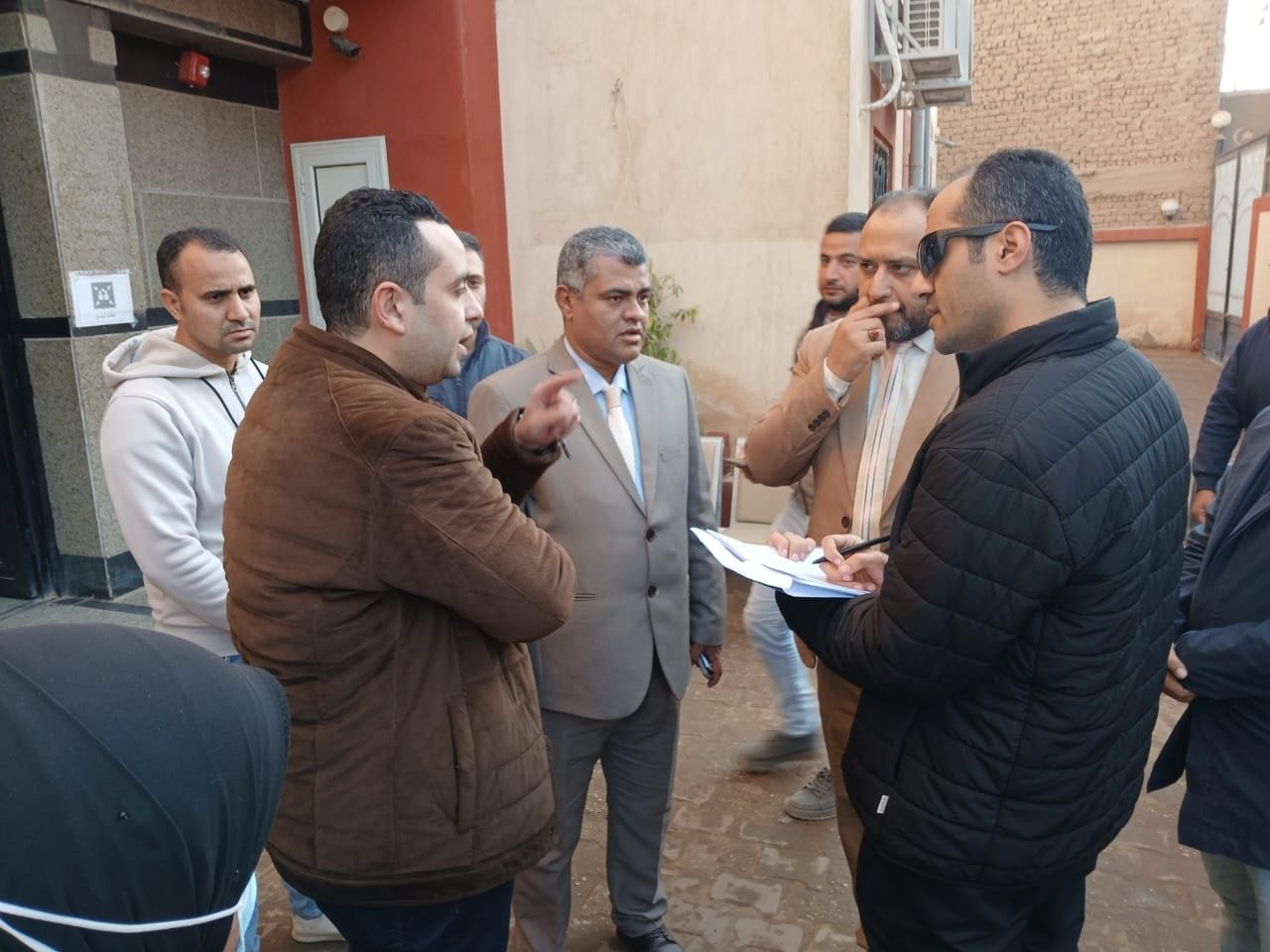 وفد التامين الصحى يزور المنيا