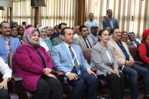 جانب من الندوة