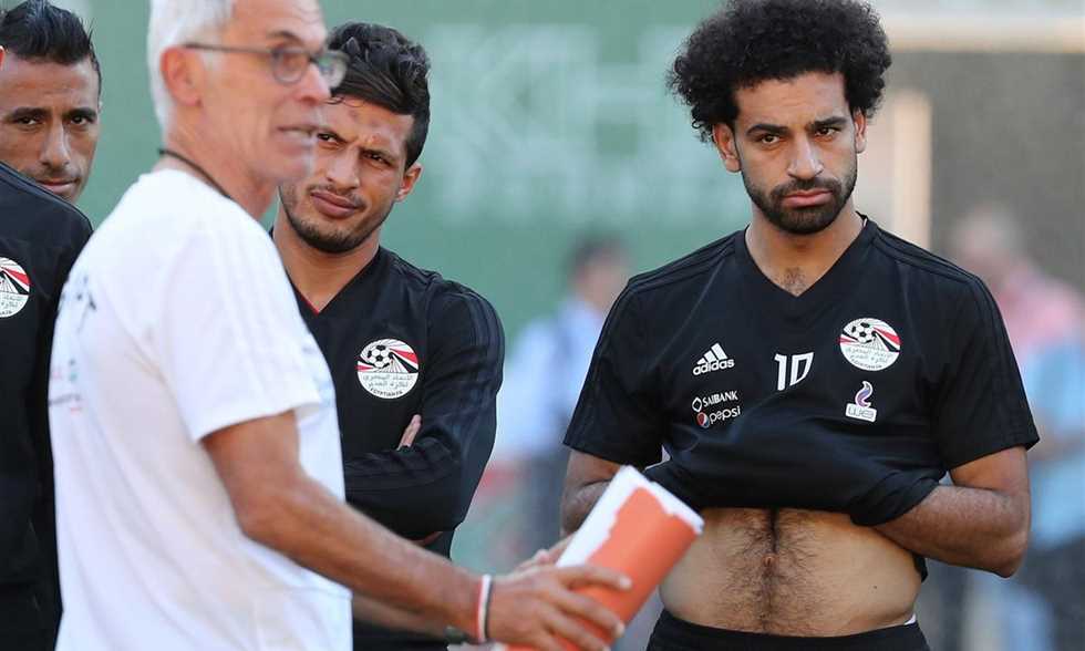 محمد صلاح وهيكتور كوبر